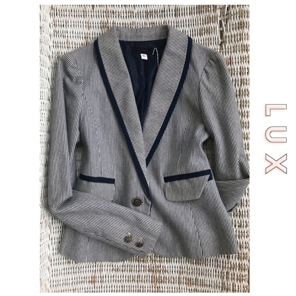 Lux Jackets & Blazers - 🆕 {Lux•Nordstrom} Maritime Spring Blazer